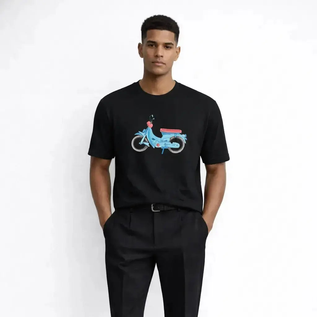 Classic 70 motora t-shirt with minimal motorcycle illustration inspired by Dominican transportation culture.